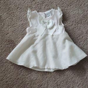 Heirlooms sleeveless bow front rhinestone  back